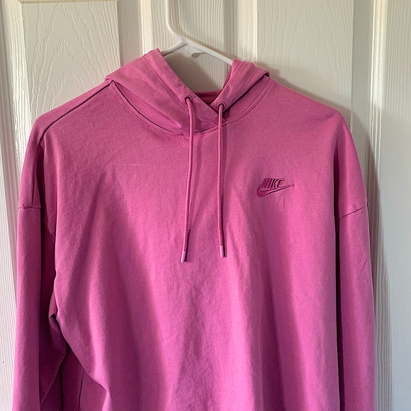 cropped nike hoodie